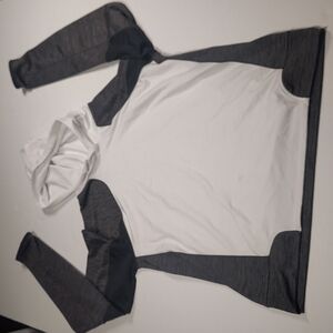 Under Armour  Cold Gear Hoodie Size Large